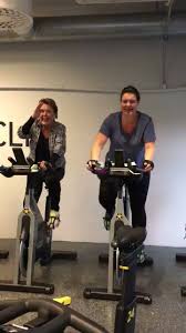 Det finnes organsierte treningsprogrammer for andre med samme. Akropolis Trening Med Kols Og Astma Allergi Videos Facebook