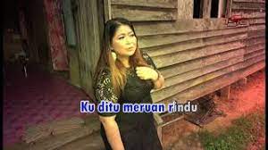 Masukkan nama lagu ke kotak pencarian untuk cari lagu yang anda inginkan. Florence Lo Enda Betah Official Music Video By Tse Music