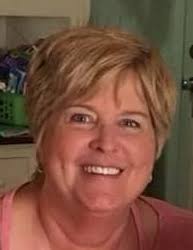 Nanette Hutchinson's Instagram, Twitter & Facebook