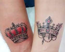 If you are the type who lives in a shell, a tattoo with an abstract design on the wrist will definitely depict your personality. Girly Crown Tattoos Shefalitayal