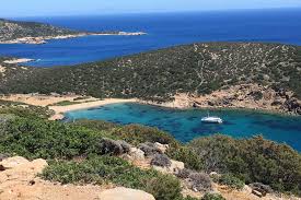 Φθηνα ενεργειακα πιστοποιητικα στισ πετριεσ πετριων. Aktoploika Gia Sifno Plhrofories Dromologia Ploia Ferryscanner