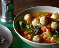 Rezept Fur Minestrone Mit Griessknodelchen Uber 252x Nachgekocht 60min Zubereitung 13 Zutaten 340 Kcal Portion Rezepte Lebensmittel Essen Portionen