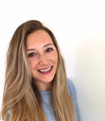 Jennifer Bieschke's Instagram, Twitter & Facebook