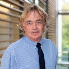 Janet Menard's Instagram, Twitter & Facebook