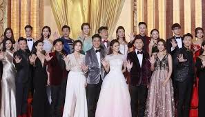 【萬千星輝頒獎典禮2020】林景程演mean爆地產經紀入型入格 超級巨聲入行11年終獲提名男配角 【萬千星輝頒獎典禮2020】馮盈盈入行僅4年獲提名爭視后 細數11個藝人首次獲提名視帝視后 【萬千星輝頒獎典禮2020】入圍提名名單一覽!觀眾指定時間投票選出13個獎項. Tvb2019è¬åƒæ˜Ÿè¼é 'çŽå…¸ç¦®å€™é¸åå–®æ–°é®®å‡ºçˆé¦¬åœ‹æ˜Žä»Šå¹´èƒ½å¦å°è¦–å¸ æ¯æ—¥é ­æ¢