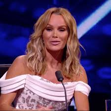 Amanda holden sent fans into a bit of a frenzy after she shared a beautiful photo of herself posing in her underwear and a big fluffy jumper. Amanda Holden Reported To Police After 200 Mile Mercy Dash To Cornwall Birmingham Live