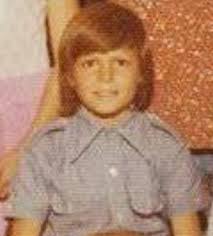 1990-1996: Kindergarten