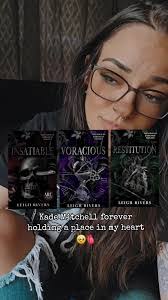 Bernadette Sawyer's Instagram, Twitter & Facebook