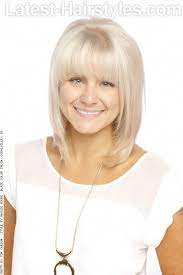 Medium Hairstyle With Layers And Bangs Finehairwithbangs Medium Hair Styles Medium Length Hair Styles Medium Length Hair With Layers