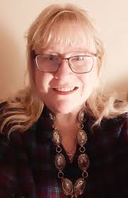 Can a concho belt be worn as a necklace?