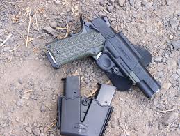 It is from these guns, with the addition of a rail, that the mc operator series sprang. Pat Cascio S Product Review Springfield Armory Mc Operator 1911 Survivalblog Com