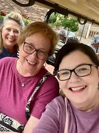 I have to give a huge Shout Out to Denise of Bolton Home Town Tours! She  was so entertaining today as she gave us a wonderful guided tour of Laurel,  MS! If