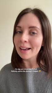 Någon mer än jag som ska spendera hela helgen med att PLÖJA den här serien?  🥹👀 #nobodywantsthis #netflixserie #adambrody #kristenbell