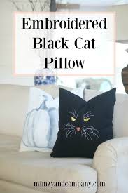 Original illustration of a black cat, perfect gift for cat lovers! Easy Embroidered Black Cat Pillow