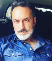 Omar Germenos en Minas de Pasión: quién es el actor que hace de Fidel Roldán 