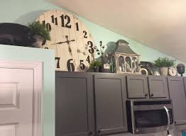 Cool Rustic Cabinets For An Antique Kitchen Decorating Above Kitchen Cabinets Farmhouse Kitchen Decor Above Cupboard Decor