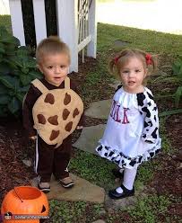 Win Halloween With These 41 Sibling Costume Ideas Sibling Halloween Costumes Twin Halloween Costumes Toddler Halloween Costumes