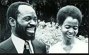 She is an international advocate for women's and children's rights and was made an honorary british dame by queen elizabeth ii for her humani Graca Machel Meet The Only Woman In History To Have Married Two Presidents Listwand