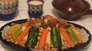 Le meilleur c'est le couscous garbit. Cuisine Algerienne Couscous Algerien A L Agneau Couscous Aux Legumes Youtube