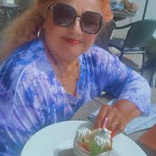 ❤️🏈 They say the kitchen is the heart of the home... Well, in this house,  it's where loyalty is cooked into every meal and tradition is served