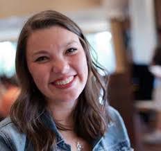 Nicole Moen's Instagram, Twitter & Facebook