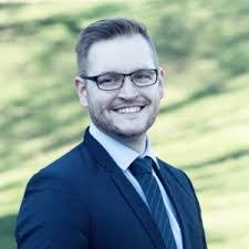 Andrea Erdmann's Instagram, Twitter & Facebook