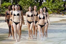 Zoe beschreibt sich selbst als temperamentvoll, lustig und offen. Zoe Saip Female Fashion Models Bellazon