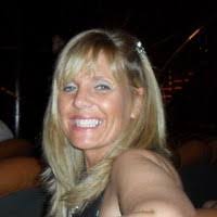 Shauna Dunn's Instagram, Twitter & Facebook