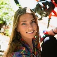 Lorraine Evers's Instagram, Twitter & Facebook