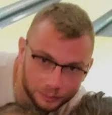 Aaron Watt's Instagram, Twitter & Facebook