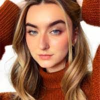 Amie Fair's Instagram, Twitter & Facebook