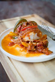 Fisch En Papillote Mit Piperade Papillote De Poisson A La Piperade Rezept Franzosisch Kochen Rezept Franzosisch Kochen Franzosische Rezepte Rezepte