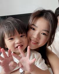 Melanie Tay (@_oh.mel) • Instagram photos and videos