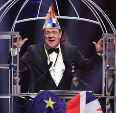 Nun geht ein foto viral, das eine amüsante parallele zu napoleon und karneval anspricht. Karnevalsorden Fur Armin Laschet Eine Reblaus Namens Habeck Welt