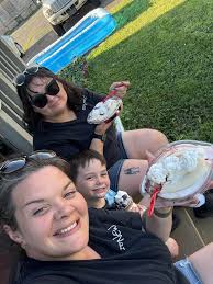 Johnny Singing to Chanel