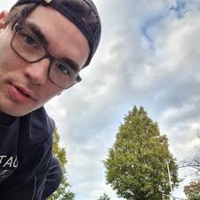 Darcy Long (@darcylong__) • Instagram photos and videos