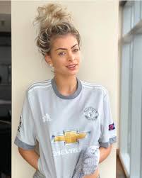 This video is about manchester united players wives/girlfriends/wags. Man Utd Vs Psg Wags Meet The Stunning Ladies Decorating The Arms Of Stars From Two Of Europe S Biggest Clubs
