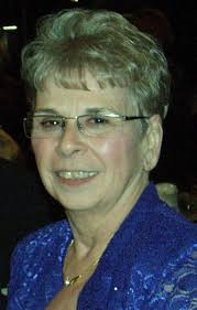 Nancy Potts's Instagram, Twitter & Facebook