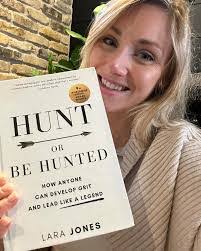 Lara Jones's Instagram, Twitter & Facebook