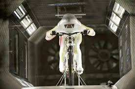 Rencontrez Eric Barone Champion Du Monde De Descente En Vtt Et Decouvrez Les Liens Entre Sport Extreme Et Haute Technologie A Oyo Sport Extreme Oyonnax Vtt