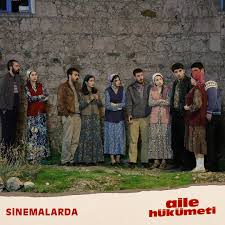 Türk akademisyen, siyasetçi ve eski başbakan yardımcısı. Aile Hukumeti Ailehukumeti à¸—à¸§ à¸•à¹€à¸•à¸­à¸£