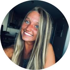 Natalie Seay's Instagram, Twitter & Facebook