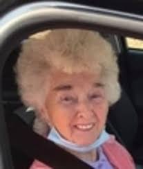 Beatrice Clark's Instagram, Twitter & Facebook