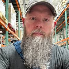 These pictures were taken 12 years apart….she hasn't aged…I