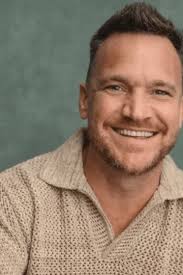 Thomas Lowe Actor Bio and Production