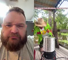 Cajun Cooking Old Man