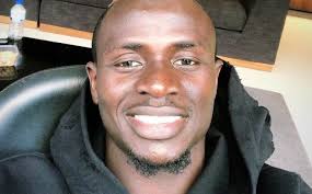 Korité 2022 : La tenue ultra simple de Sadio Mané fait réagir les  Sénégalais (photos) -