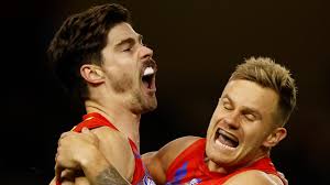 The incident occurred in the third quarter and saw the gws star reported for striking the blues stopper. Afl News 2021 Gws Giants Vs Carlton Toby Greene On Report For Nic Newman Punch Score Result The Chronicle
