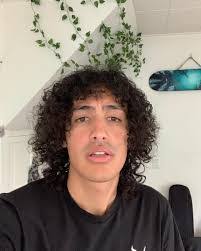 Daniel Matute's Instagram, Twitter & Facebook