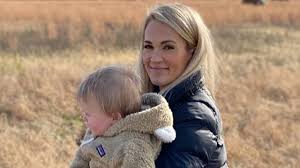 Carrie underwood kids carrie underwood pictures carie underwood carrie underwood carrie underwood & mike fisher on instagram: Carrie Underwood S Little Boy Is A Certified Trouble Maker Youtube